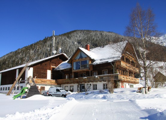 Winteraufnahme der Pension Schweigerhof in Ramsau